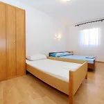 Elena Appartement *
